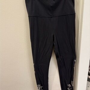 Athleta Black Elation Eyelet 7/8 Leggings